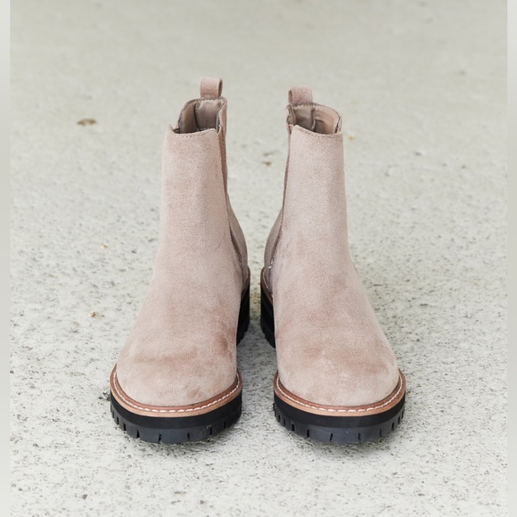 Elastic Panel Faux Leather Booties - Picture 3 of 6